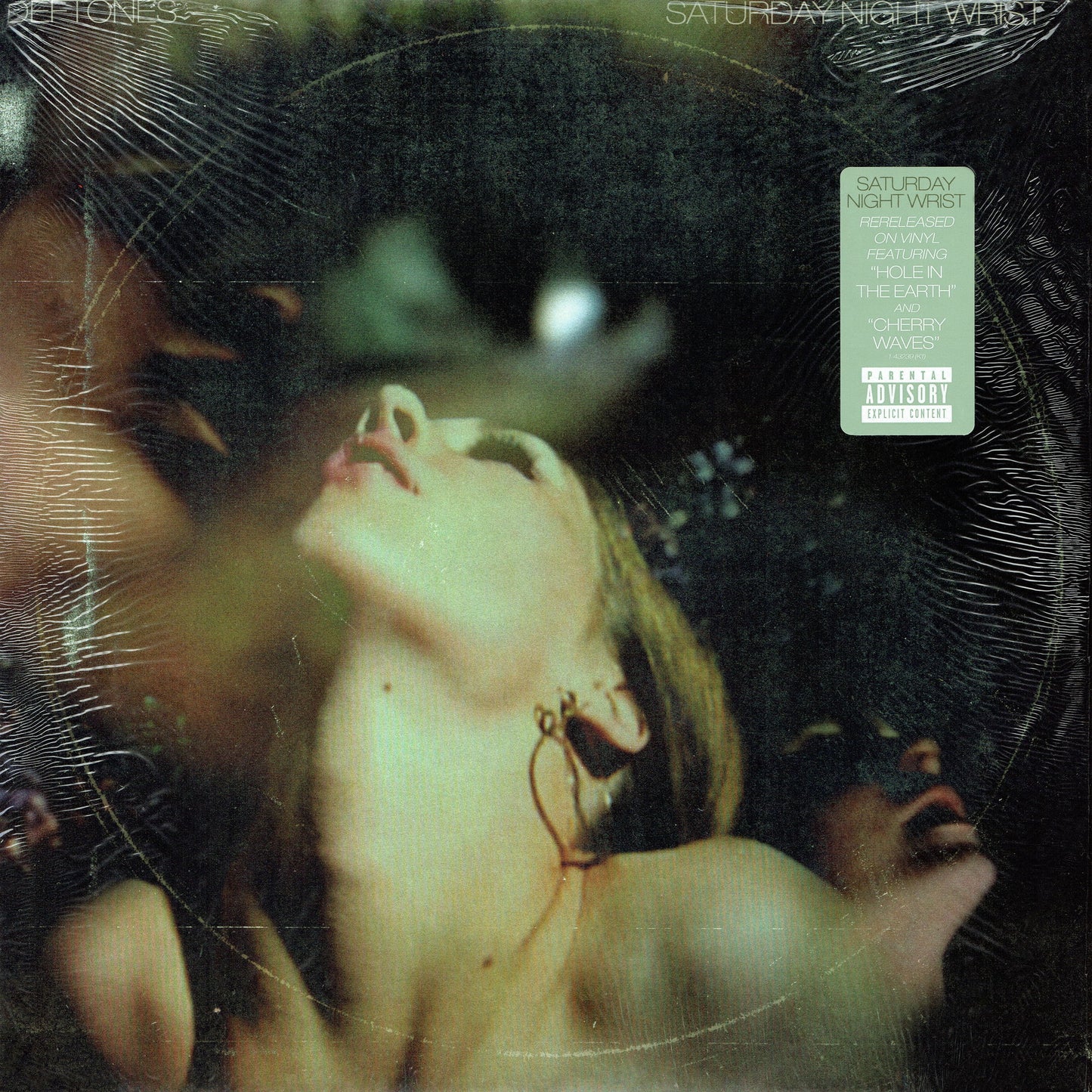 Deftones - Saturday Night Wrist
